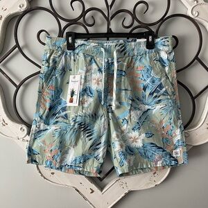 Men’s Denim & Flower Shorts